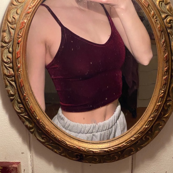 Brandy Melville Tops - (sold) BRANDY MELVILLE TOP